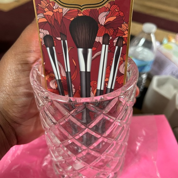 Body oils have more than one cent - Picture 9 of 17